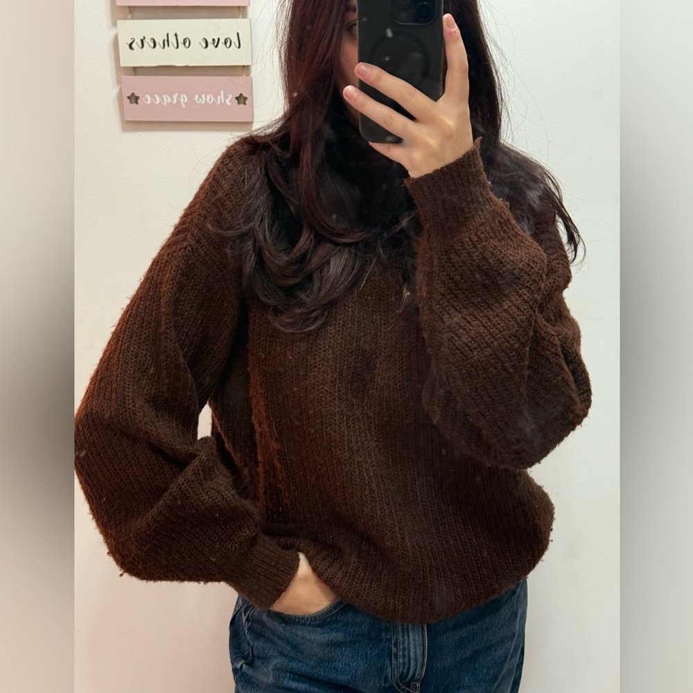 oversized brown turtleneck perfect for autumn